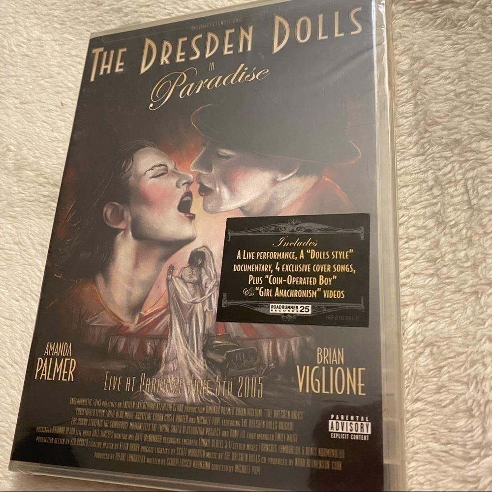 Dresden Dolls In Paradise DVD live performance 2005​​​​​